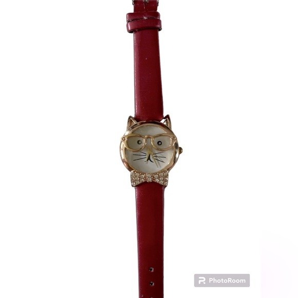 Fashion Cat w/glasses and rhinestone bowtie watch. Worn one time only. - Picture 3 of 5